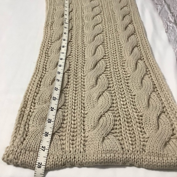 Neosan Women loop beige chunky infinity scarf (W454) - Picture 7 of 8